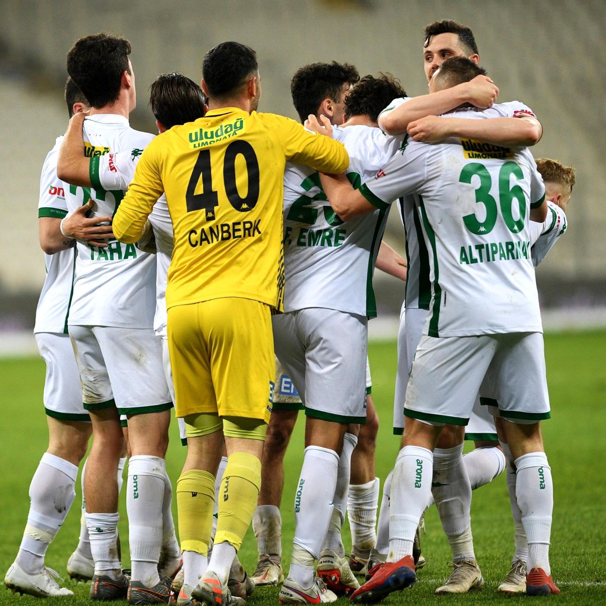 Bursaspor son dakikaları seviyor