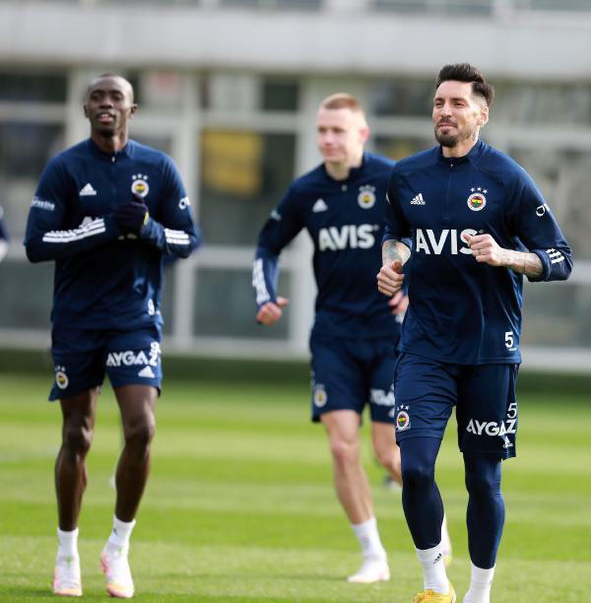 Fenerbahçe, Başakşehir maçına hazır
