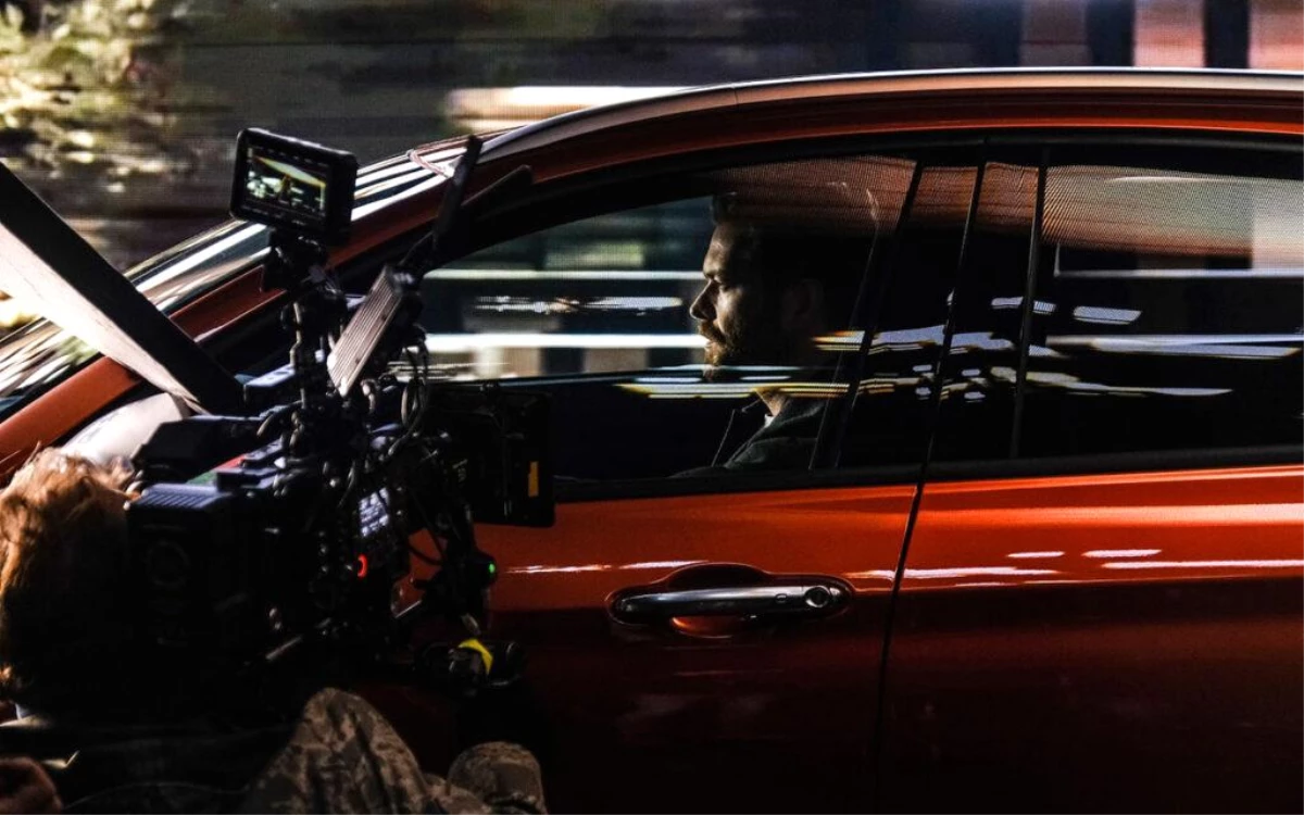 Araç sahiplerine cam filmi uyarısı - Son Dakika Haberleri