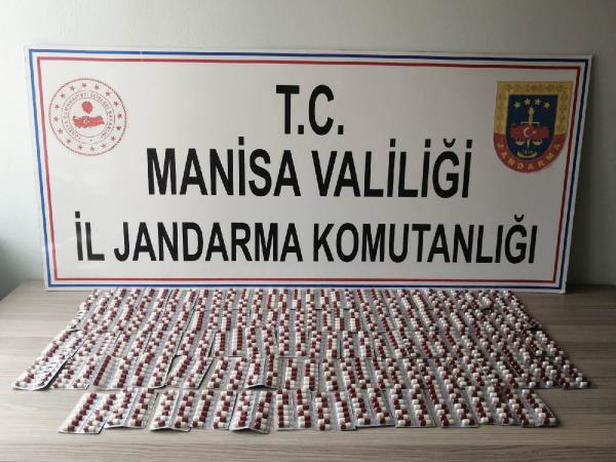 Kısıtlamada, \'seyyar manav\' aracında \'uyuşturucu\' ile yakalandı