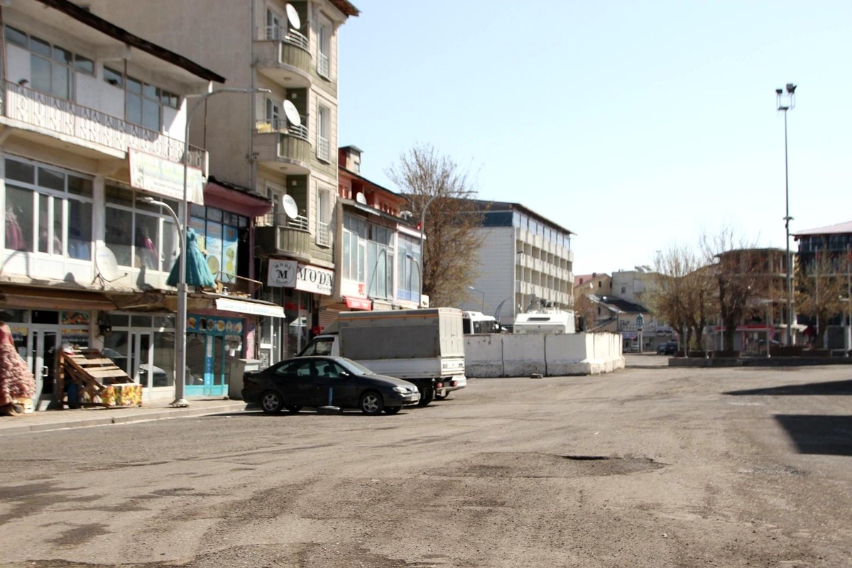 Malazgirt\'te sokağa çıkma kısıtlaması