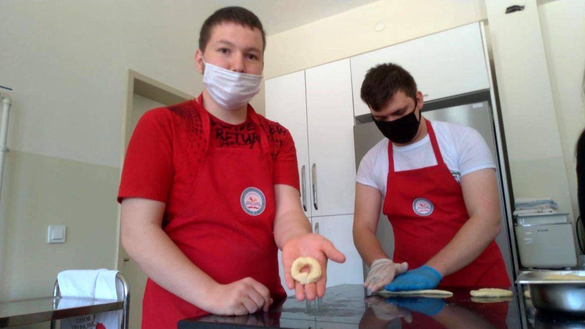 Özel öğrencilerin el emeği ürünleri
