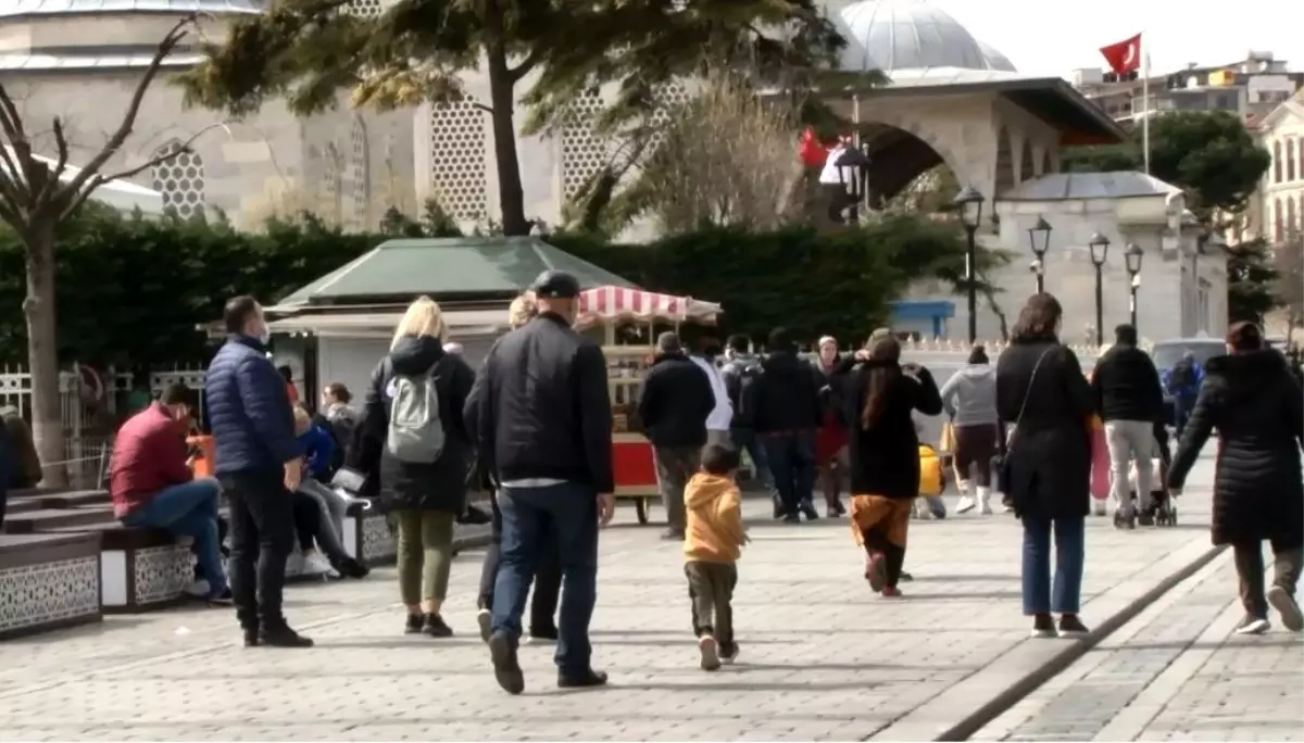 Sultanahmet çevresinde turist yoğunluğu