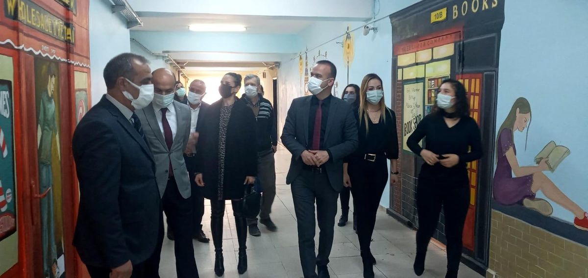 Tekin, ilçelerde incelemelerde bulundu