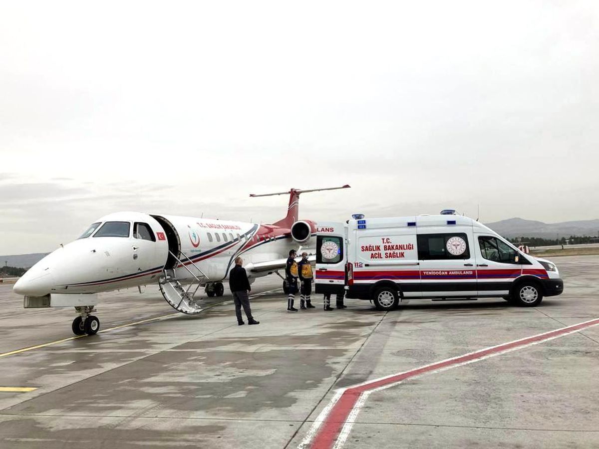Son dakika... Uçak ambulanslar bebekler için havalandı