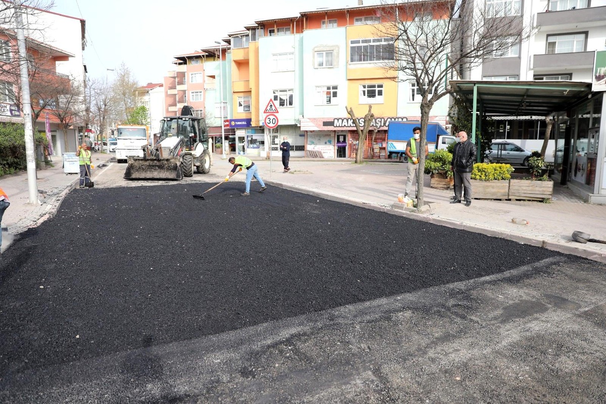 Darıca\'da asfalt yama çalışmaları hız kazandı