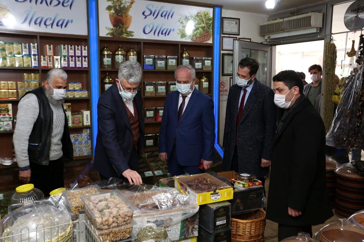 Derince\'de esnaf ve vatandaş buluşmaları devam etti