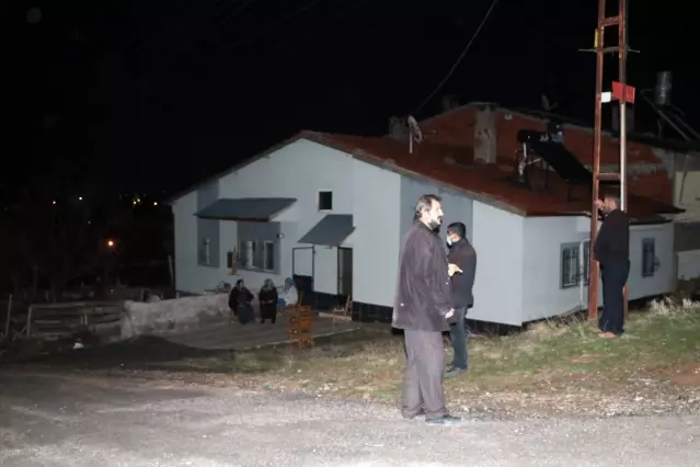 İftar öncesi yemek için tartıştığı eşini bıçaklayarak öldürdü İftar öncesi yemek için tartıştığı eşini bıçaklayarak öldürdü