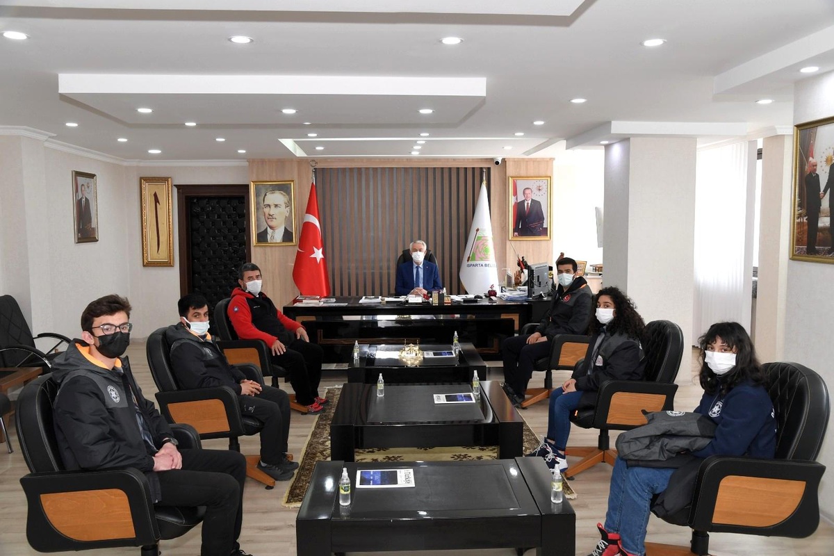 Başkan Başdeğirmen: "Sporun ve sporcunun her zaman yanındayız"