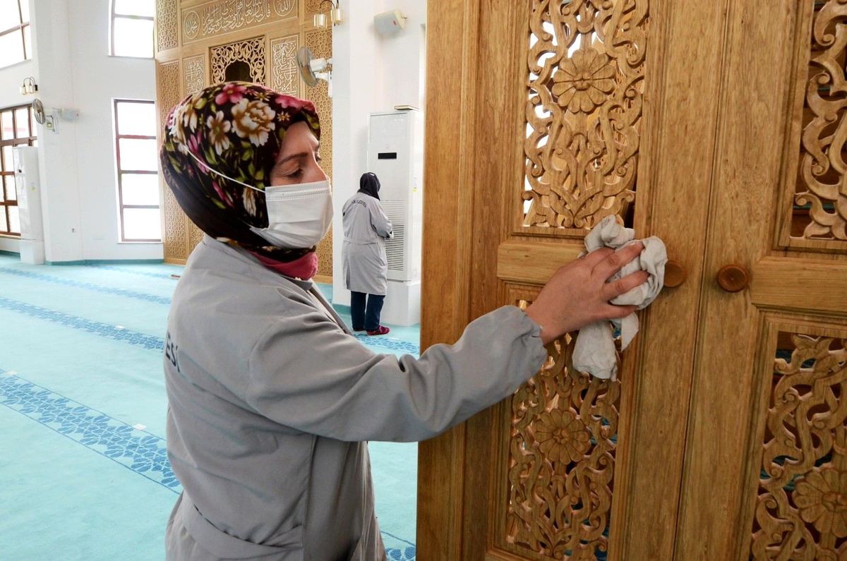 Camilerde Ramazan ayı temizliği