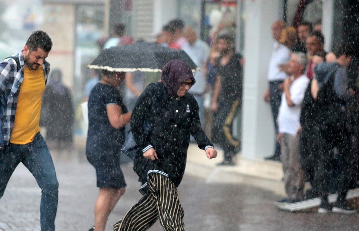 Doğu Anadolu için şiddetli fırtına uyarısı
