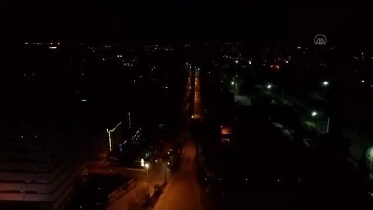 (DRONE) Kısıtlamada cadde ve sokaklar boş kaldı