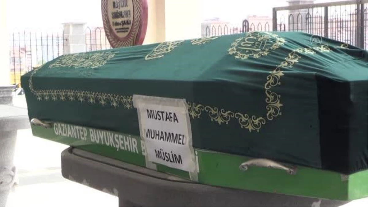 Son dakika: GAZİANTEP - Suriyeli kanaat önderi Prof. Dr. Mustafa Müslim\'in cenaze töreni