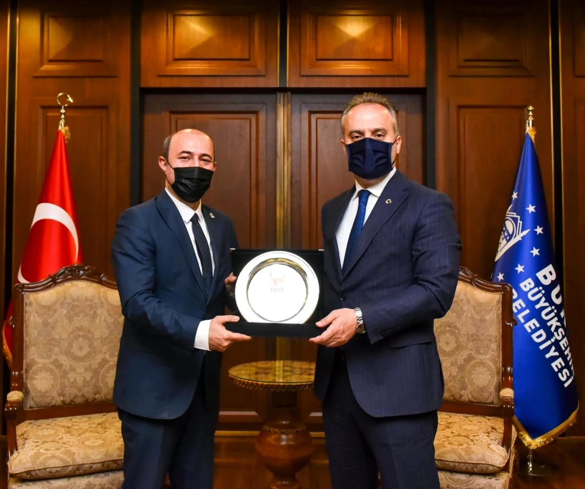 TSYD Bursa Şubesi\'nden Başkan Alinur Aktaş\'a ziyaret