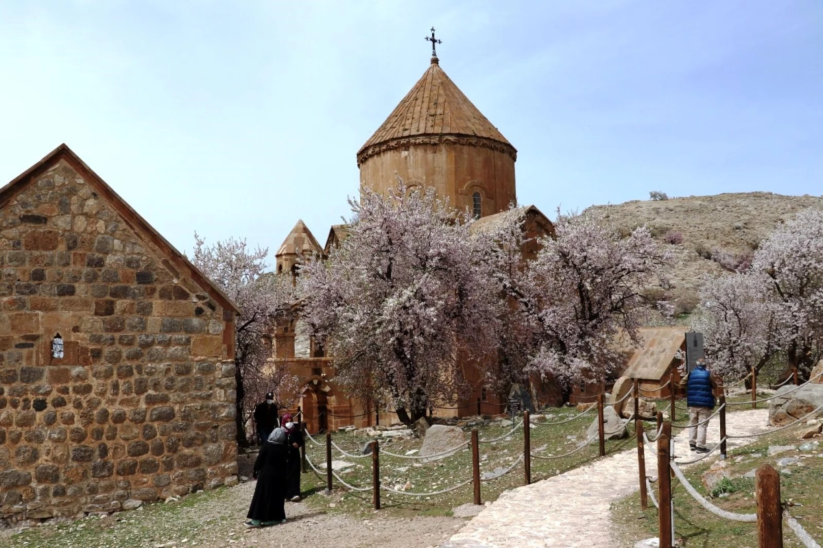 TÜRSAB yerli ve yabancı turistleri Van\'a davet etti