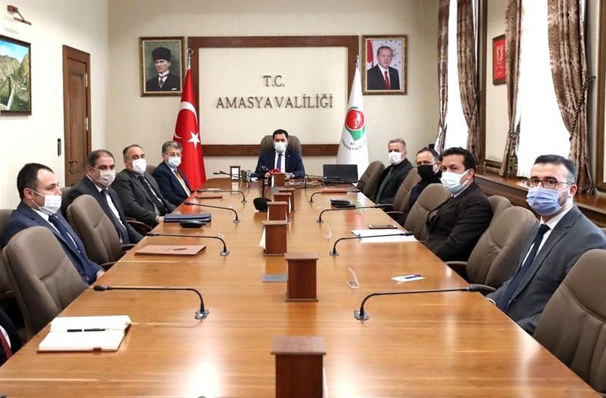 Vali Masatlı: "Yaz aylarını rahat geçirmemiz ancak aşılamada göstereceğimiz yüksek performansla mümkün olacak"