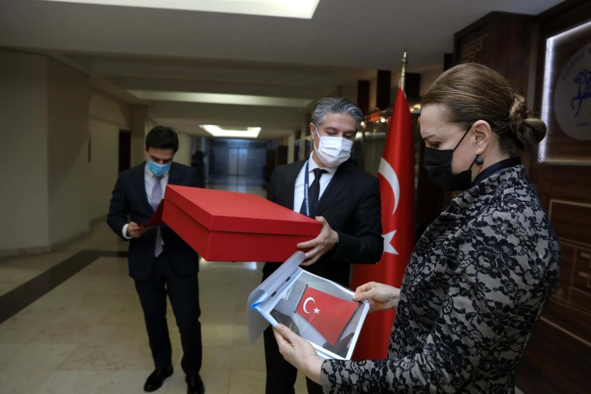Anıtkabir\'de dalgalanan Türk bayrağı DEÜ\'de sergilenecek