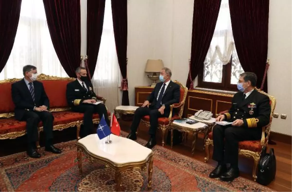 Bakan Akar, Napoli Müşterek Kuvvetler Komutanı Burke\'yi ve ABD Büyükelçisi Satterfield\'i kabul etti