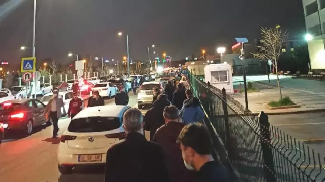 Bakan Koca duyurdu, 55 yaş üzerindeki Ankaralılar aşı sırasına girdi Bakan Koca duyurdu, 55 yaş üzerindeki Ankaralılar aşı sırasına girdi