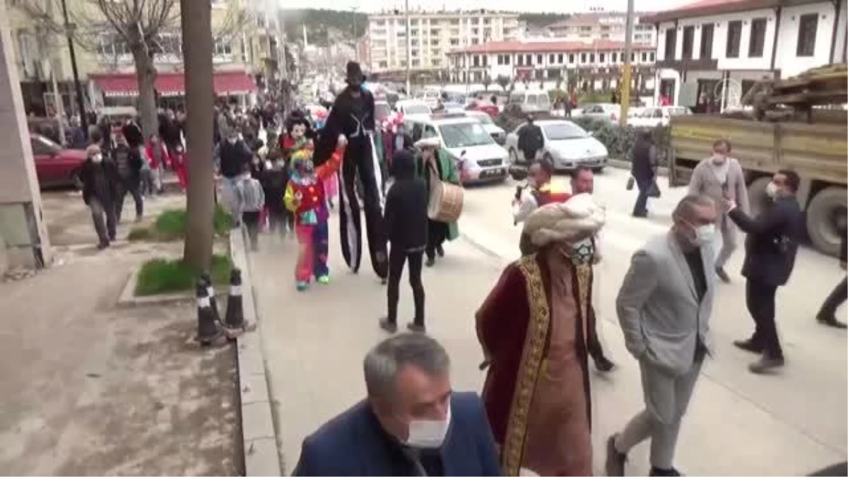 Son dakika haberi! Boyabat\'ta çocuklara özel sokak gösterileri düzenlendi