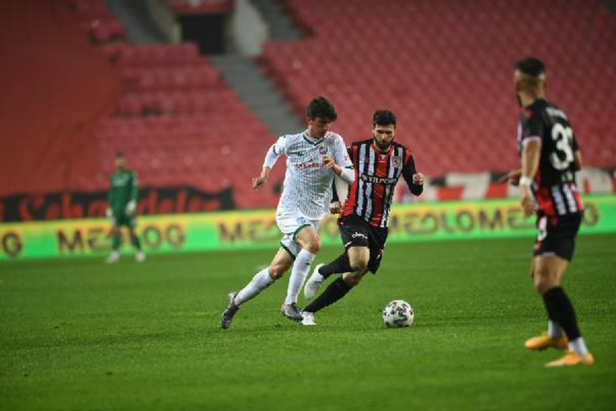 Bursaspor\'un Süper Lig umudu, önümüzdeki sezona kaldı