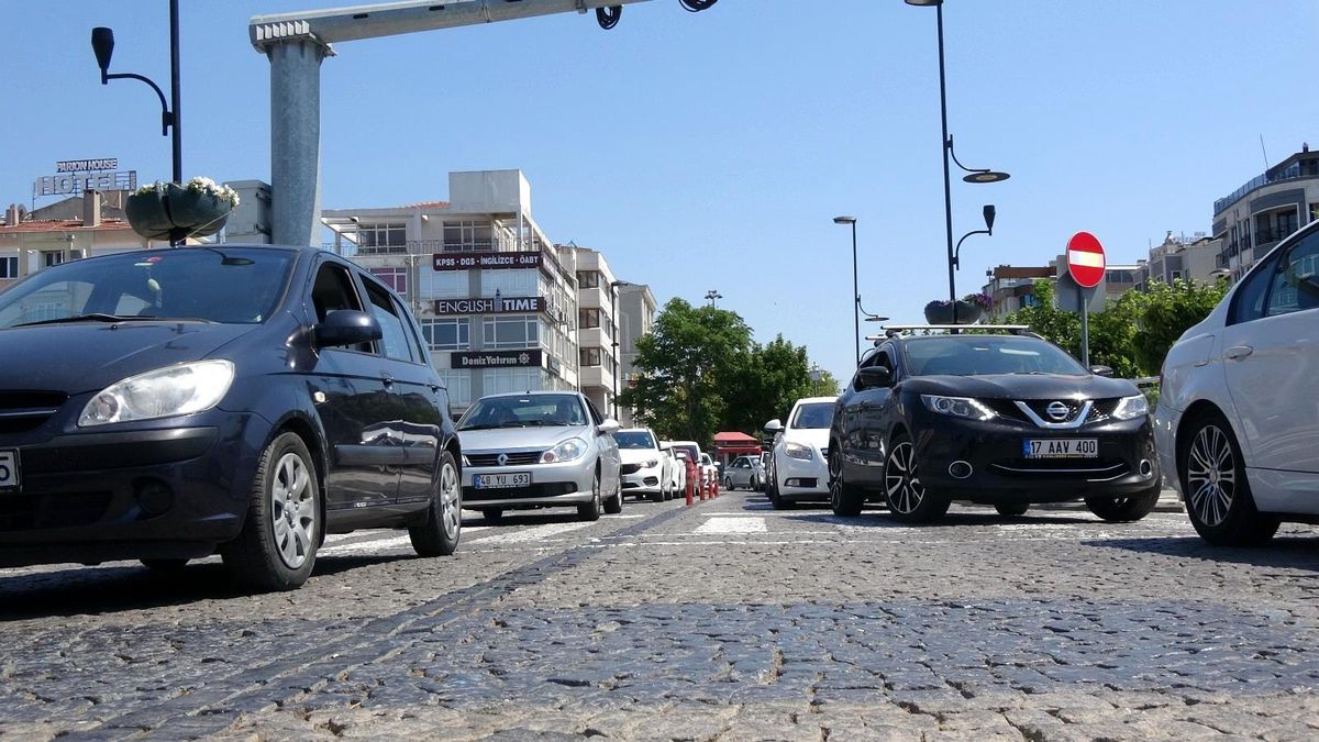 Çanakkale\'de trafiğe kayıtlı araç sayısı 241 bin 536 oldu