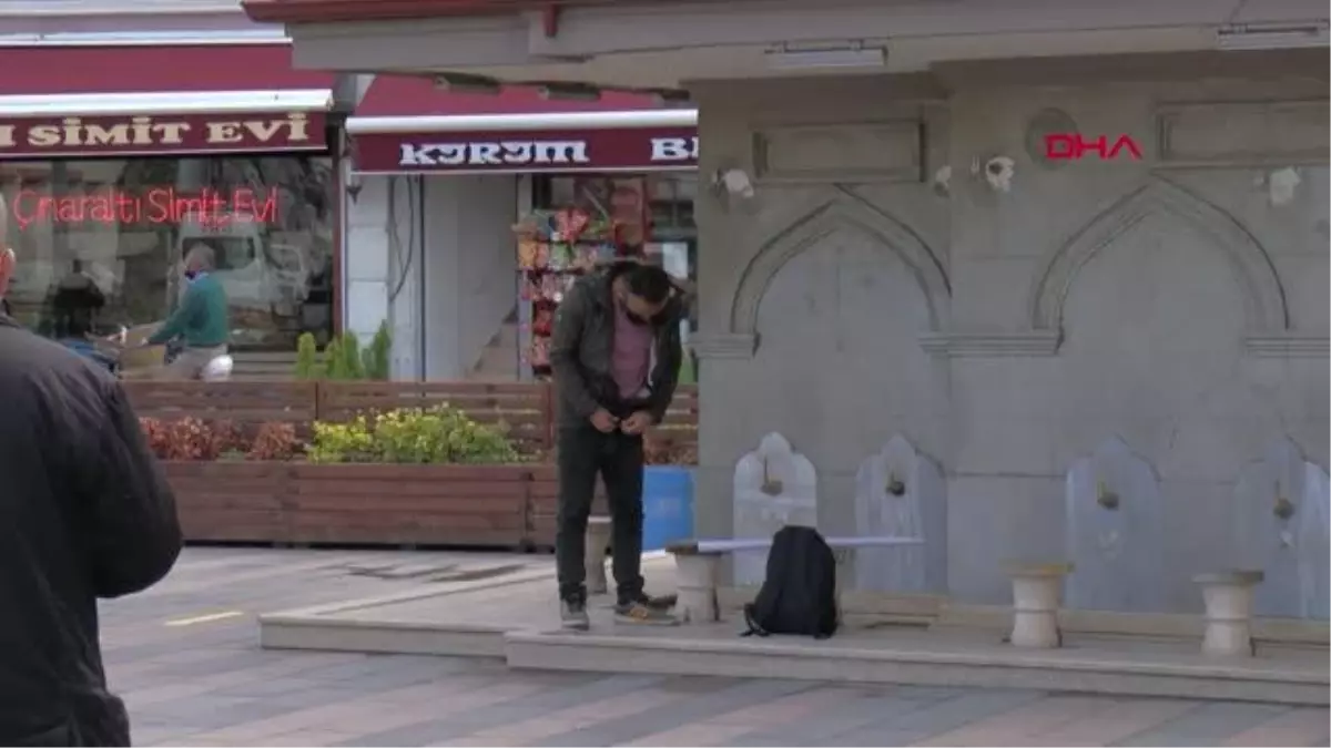 SAKARYA NİKAH SONRASI KAÇAN EŞİNE ÖDEDİĞİ NAFAKAYI PROTESTO İÇİN İSTANBUL\'A YÜRÜYOR