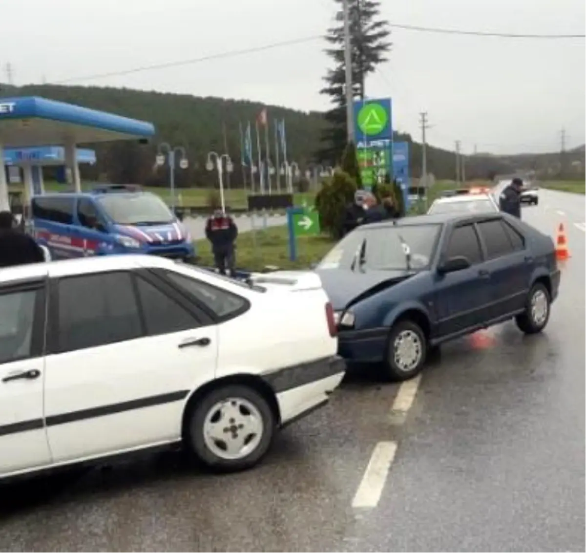 Tavşanlı\'da trafik kazası: 2 yaralı