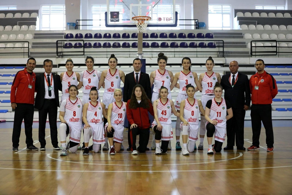 Son dakika haber: Turgutlu Belediyespor Kadın Basketbol takımı ilk deplasman maçına çıkıyor