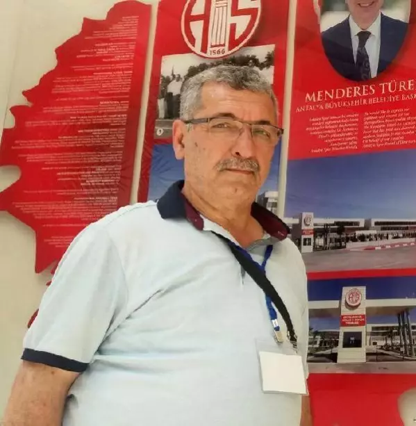 Edirne'de yerel gazete sahibi, koronavirüsten öldü