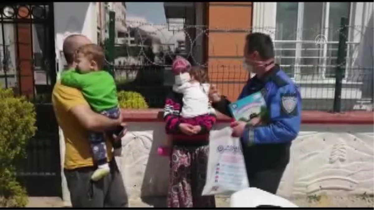 Kız çocuğunun polis korkusu, ekiplerin şefkatiyle yenildi