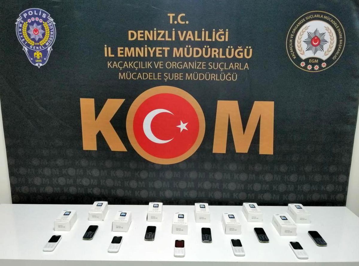 Litrelerce kaçak alkol ve akaryakıt satılamadan yakalandı