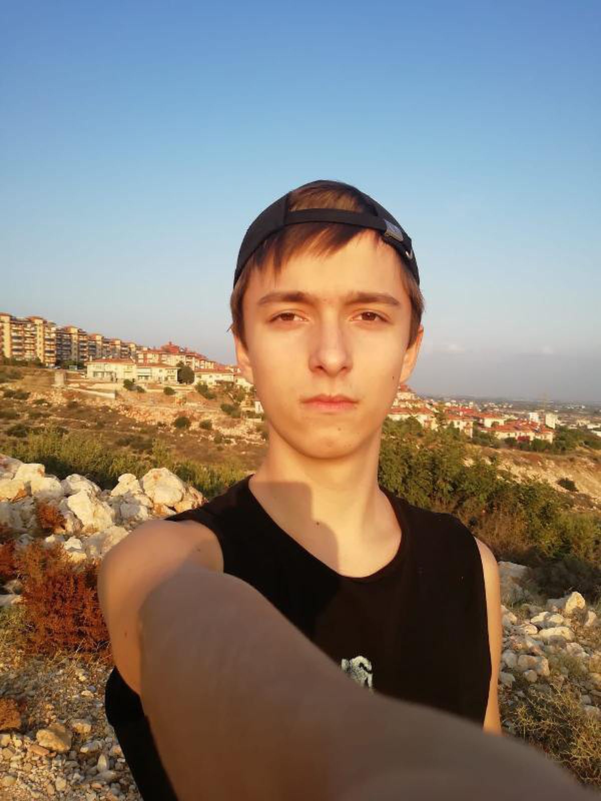 Mersin\'de kayıp Rus genç, aranıyor