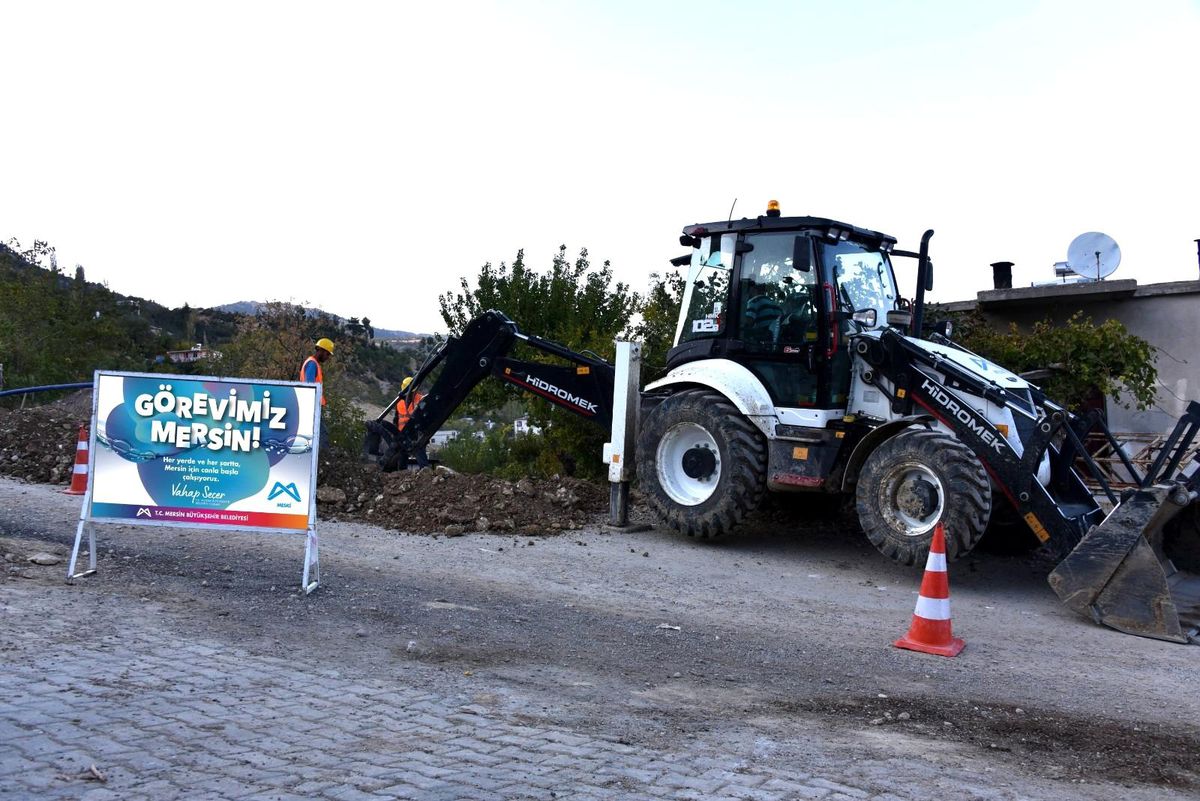 MESKİ, Mut\'a 68 kilometrelik içme suyu hattı döşedi