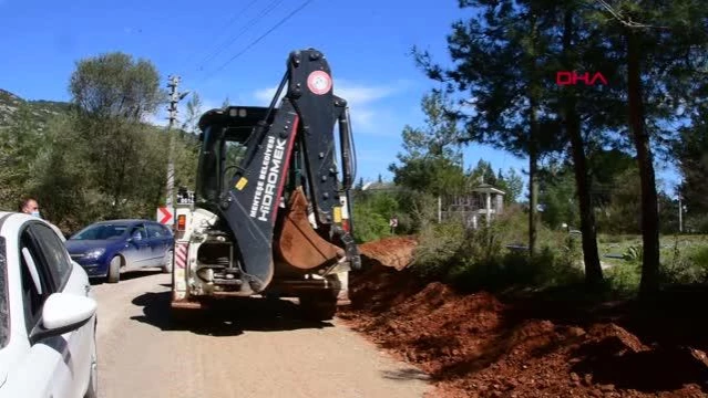 MUĞLA YOL ÇALIŞMASINDA 2 BİN 300 YILLIK MEZAR BULUNDU