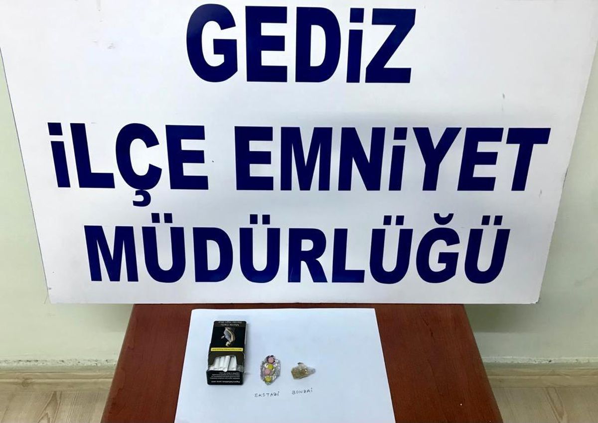 Şüpheli araçta uyuşturucu madde ele geçirildi
