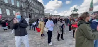 Suriyeli mültecilerin geri gönderilmesi protesto edildi