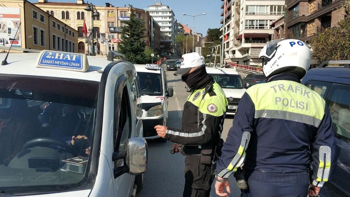 Trafik ekiplerinden fazla yolcu denetimi