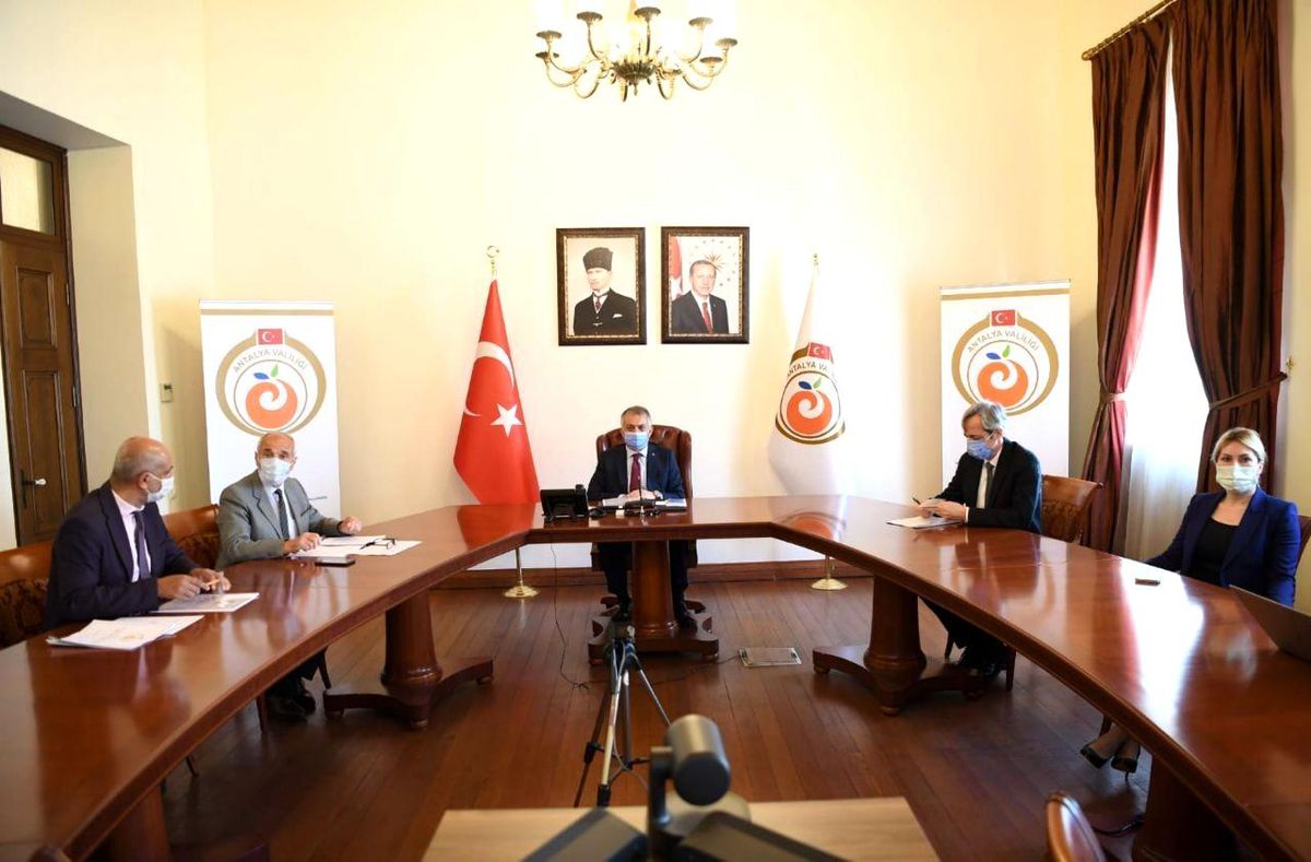 Vali Yazıcı: "Devam eden 455 projenin toplam tutarı 5 milyar 979 milyon TL"