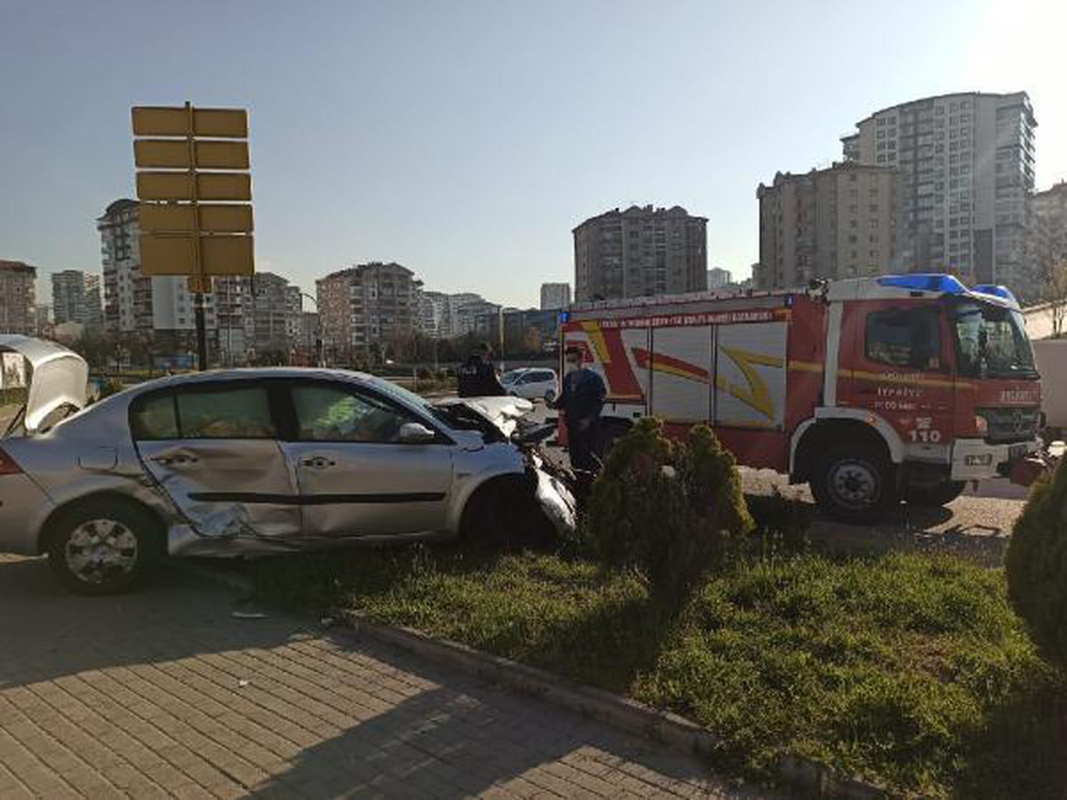 Ankara\'da otomobiller çarpıştı: 7 yaralı