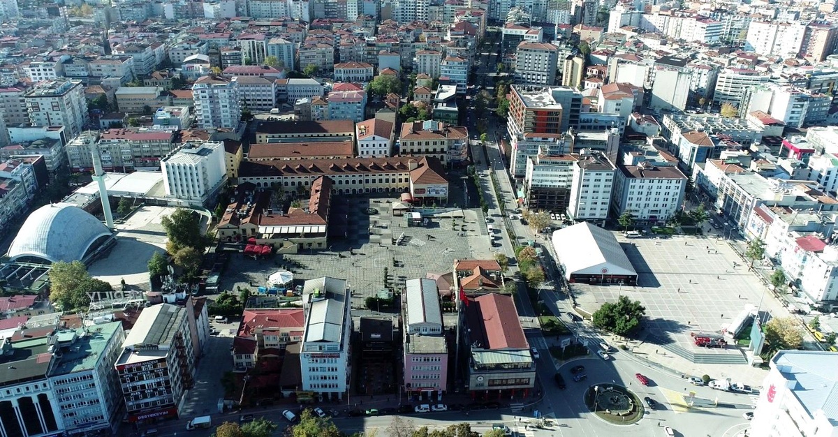 Son dakika gündem: Kentsel dönüşüm ve gelişim alanı ilan edilen Samsun Cumhuriyet Meydanı\'ndaki çalışmalar 2023\'te tamamlanacak