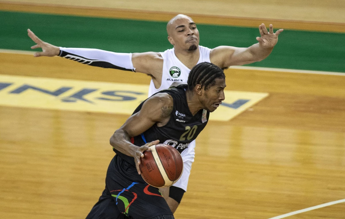 Darüşşafaka Tekfen 99 – 78 Aliağa Petkimspor