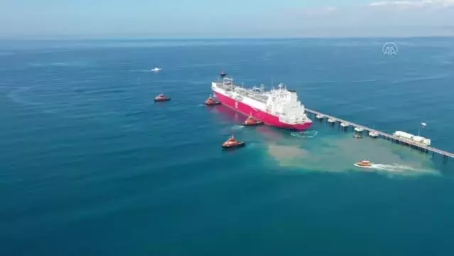 Türkiye'nin ilk FSRU'su Ertuğrul Gazi, BOTAŞ Dörtyol Terminali'ne yanaştı (2) Türkiye'nin ilk FSRU'su Ertuğrul Gazi, BOTAŞ Dörtyol Terminali'ne yanaştı (2)