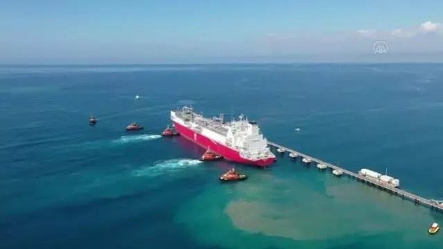 Türkiye'nin ilk FSRU'su Ertuğrul Gazi, BOTAŞ Dörtyol Terminali'ne yanaştı (2) Türkiye'nin ilk FSRU'su Ertuğrul Gazi, BOTAŞ Dörtyol Terminali'ne yanaştı (2)