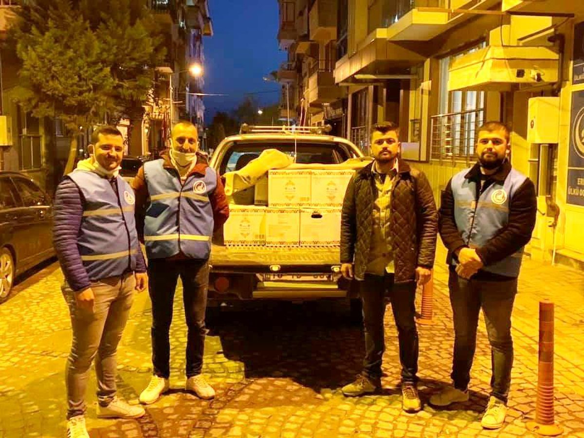 Erdek Ülkü Ocaklarından ihtiyaç sahiplerine yardım eli