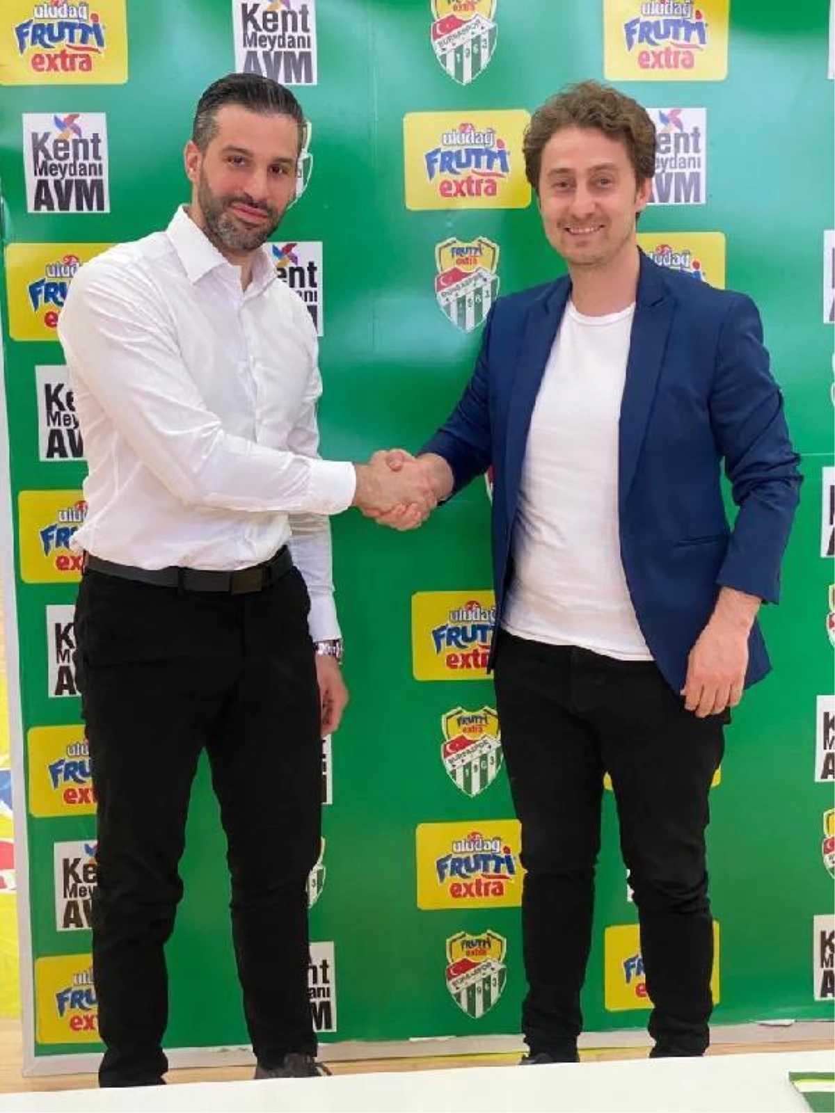 Frutti Extra Bursaspor, Başantrenör Alimpijevic ile sözleşmesini 3 yıl uzattı