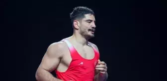 Milli güreşçi Taha Akgül 8'inci kez Avrupa şampiyonu