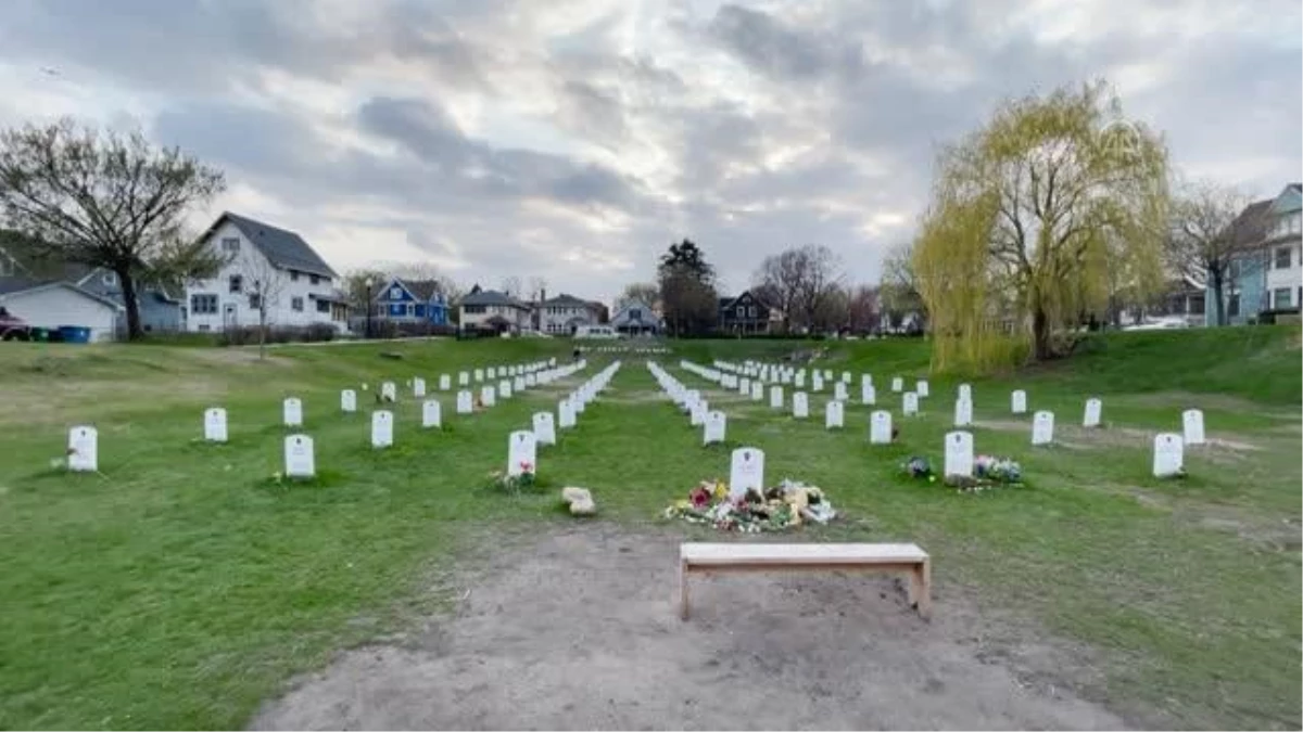 MİNNESOTA - Mineapolis kentinde polis tarafından öldürülenler için anıt mezar kuruldu