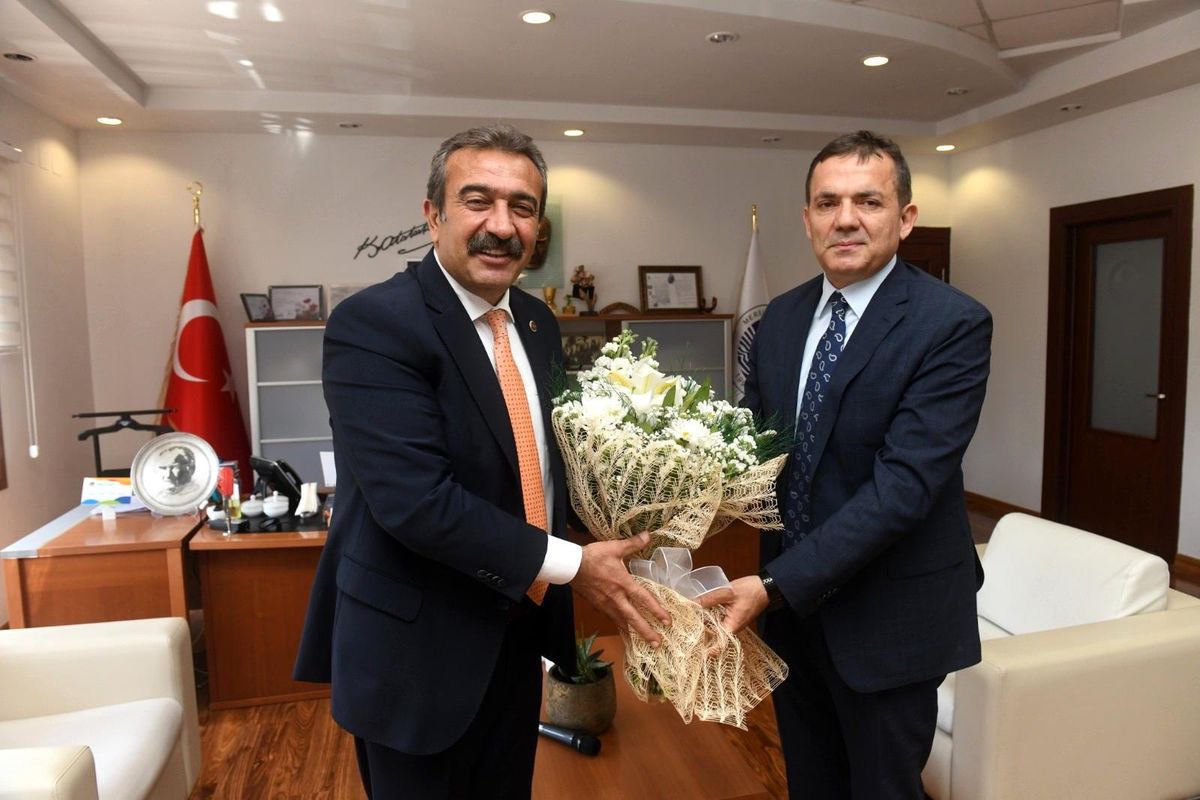 Özyiğit: "Soner Çetin\'in belediyecilikteki başarıları bizlere örnek oluyor"