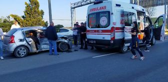 Sakarya'da iki otomobil kavşakta çarpıştı: 1 ölü, 3 yaralı